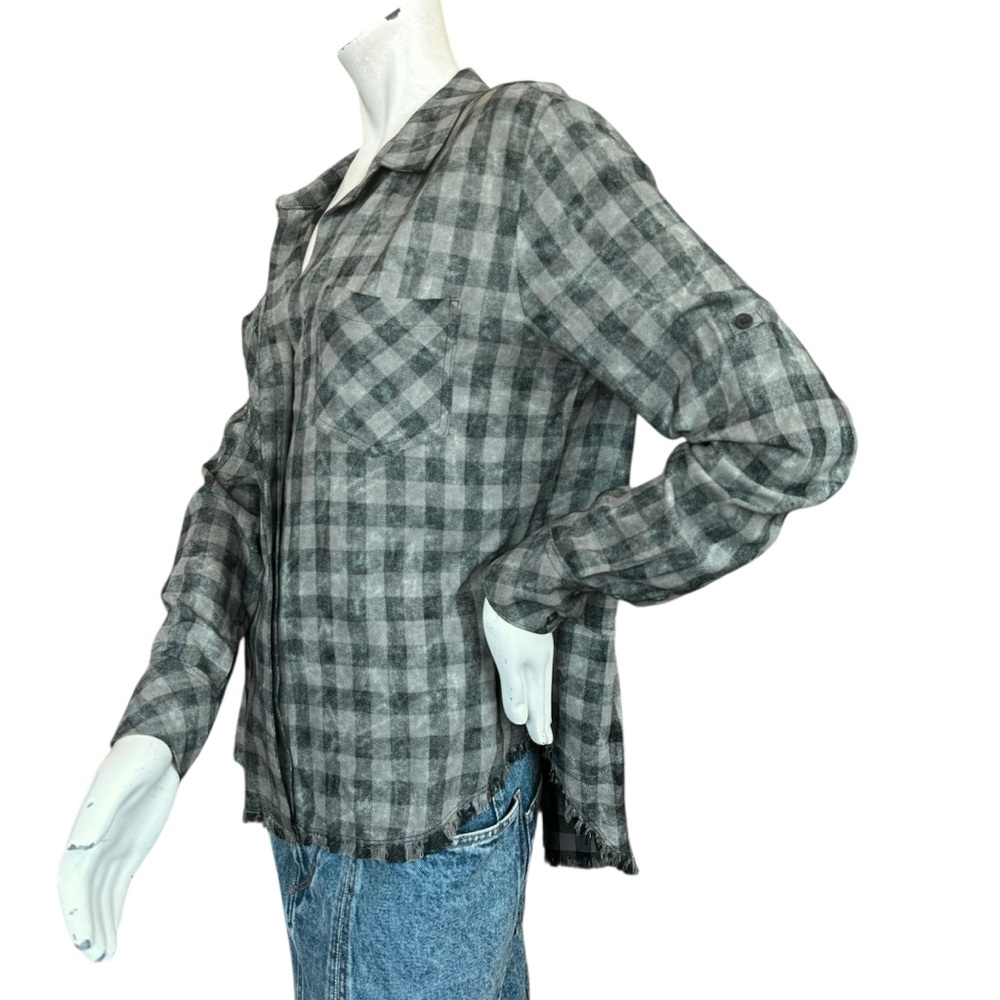 Anthropologie Cloth & Stone Green Black Plaid Raw Hem Stonewashed Blouse Medium - Picture 6 of 8